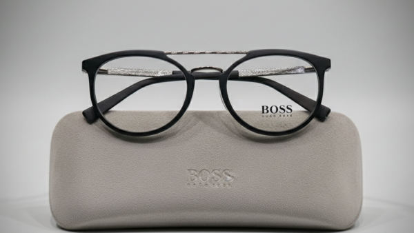 Boss orignal sheet-matt black colour-italian frame