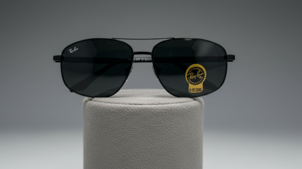 Ray ban- orignal black diamond hard glasses-stainless steel frame-smart fitting style